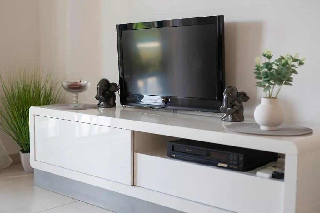 Guest house Apartments Skarpa Malinska