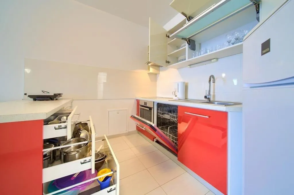 Guest house Apartments Skarpa Malinska Croatia