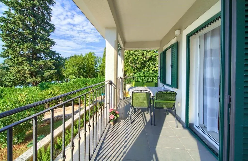 Apartments Skarpa Malinska 0*,  Croatia